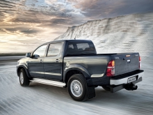 Фото Toyota Hilux Double Cab  №5